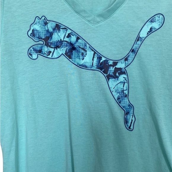 PUMA Sz L Vee Neck Aqua Tee Graphic Print - Picture 2 of 6